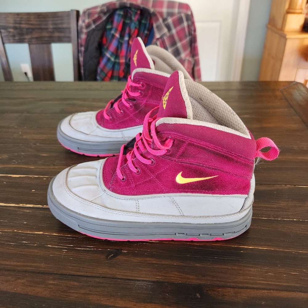 Nike ACG Boots